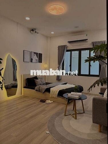 Studio Cửa Sổ Ngay Trung Tâm Quận 1 
