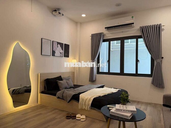 Studio Cửa Sổ Ngay Trung Tâm Quận 1 