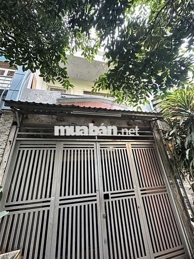 NHÀ ĐẸP HXH NGAY CHỢ VẢI PHÚ THỌ HÒA 40M2(4x10m) 1 CĂN RA MẶT TIỀN 5.5