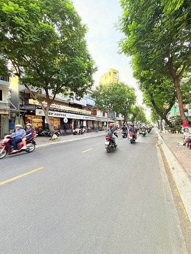 BÁN CĂN NHÀ MẶT TIỀN 77 RẠCH BÙNG BINH P9 QUẬN 3