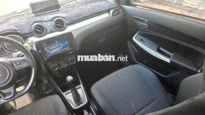 Suzuki Swift GLX Đk 1/2019 Odo 25.000 km Siêu Cọp