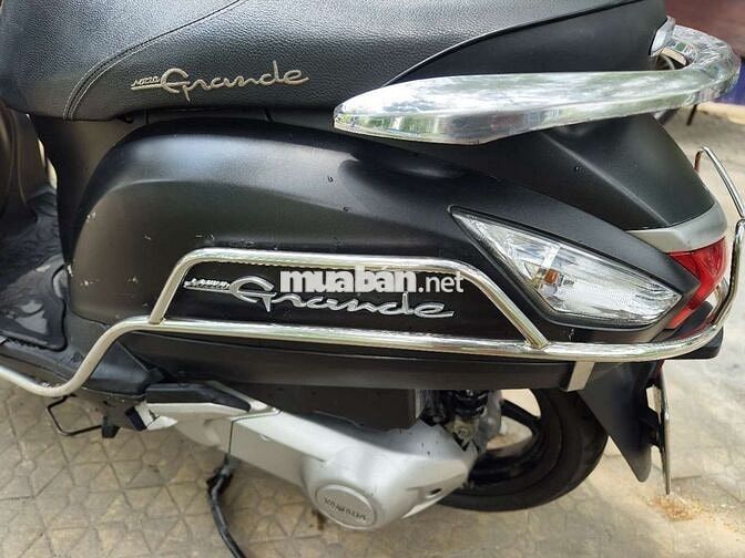 Yamaha Grande Đen nhám