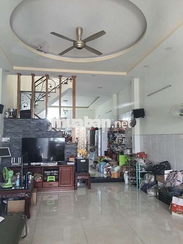 Bán nhà mặt tiền đường Bà Điểm 5