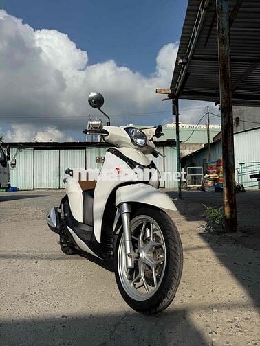 Honda SH Mode 2019 Trắng