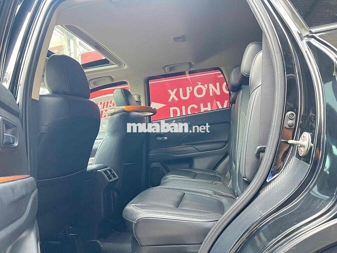 Mitsubishi Outlander Premium 2021 xe đẹp không lỗi