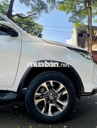 Toyota Fortuner Legender 2022 4x4 54.000 km Trắng