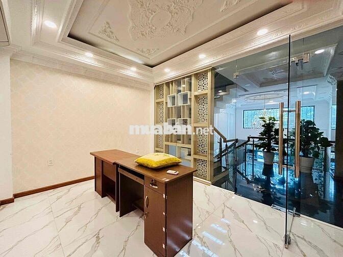 NHÀ 5PN ĐƯỜNG 8M VỈA HÈ CÓ NỘI THẤT TX25 GIÁ 15 TRIỆU TL