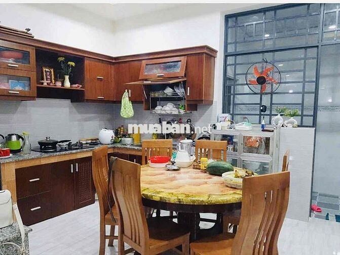 NHÀ MẶT SÔNG ÔNG ĐỤNG. TRỆT 2 LẦU 3PN 3WC. SÂN XE HƠI