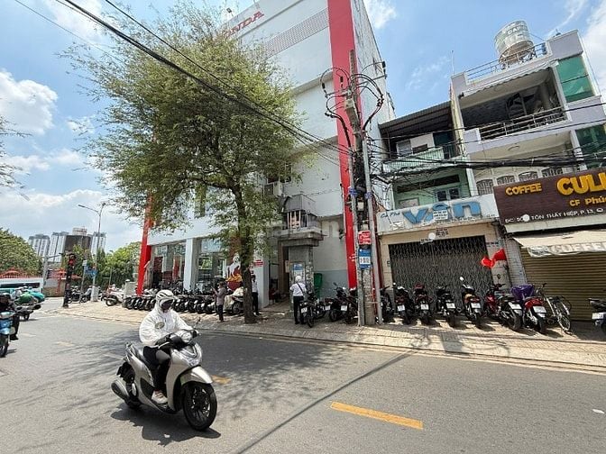Giảm Từ 21 Tỷ  Còn 14.5 Tỷ Bán Gấp Nhà 2 MT Tôn Thất Hiệp, P13 Quận 11