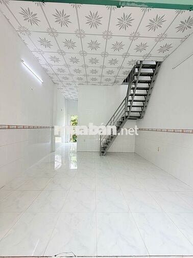 Chính Chủ Cần Bán Gấp Căn Nhà Trong KDC Đông 42m2 Full THổ Cư 695TR