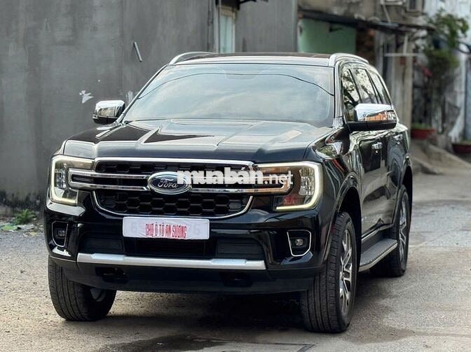 Ford Everest 2022 Titanium 1 Cầu Đen