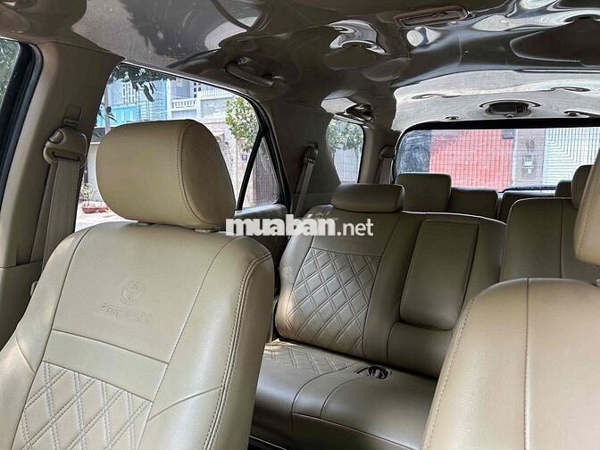 Toyota Fortuner 2010 Đen 154000 km bao tess hãng