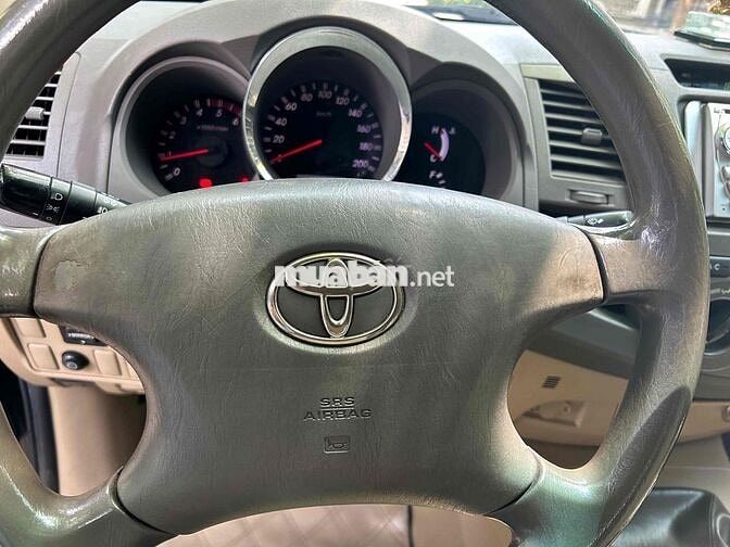Toyota Fortuner 2010 Đen 154000 km bao tess hãng