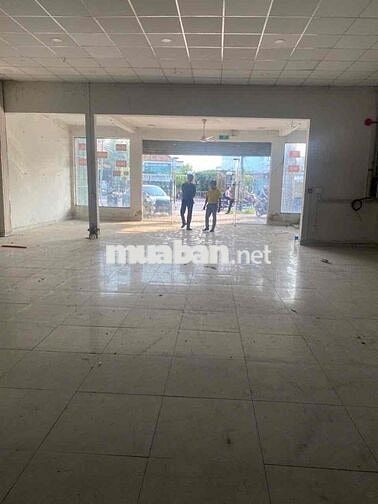 CHO THUÊ NHÀ MẶT TIỀN TÔ KÝ 500m2