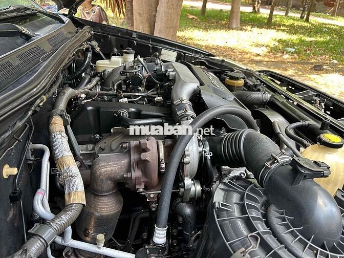 Toyota Fortuner 2010 Đen 154000 km bao tess hãng