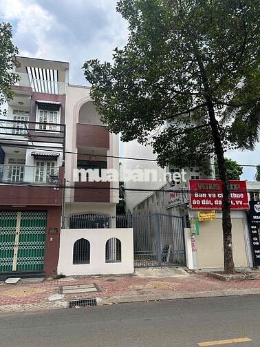 bán nhà đường Nguyễn hữu cảnh sau sân vận động gò đậu Bình Dương