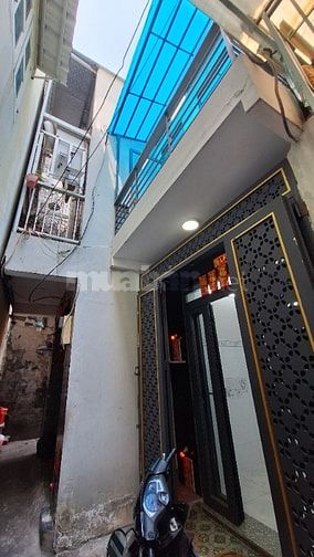 Nhà 1 trệt, 1lầu, Hẻm 372 Tùng Thiện Vương, P13, Q8. N2,8m/NH x D9,22m