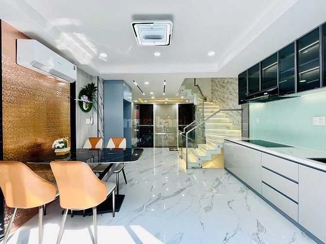 Bán nhà 52m2 Lê Lai,Gò Vấp. Gần bệnh viện 175 hẻm 6m.Cho thuê 12tr