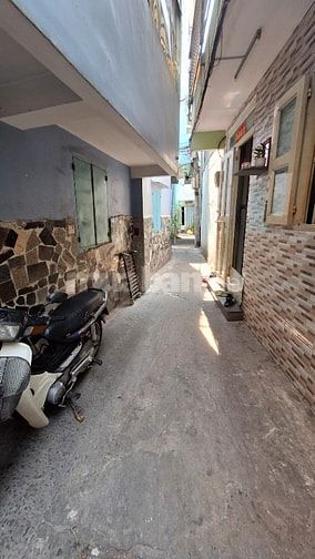 Nhà 1 trệt, 1lầu, Hẻm 372 Tùng Thiện Vương, P13, Q8. N2,8m/NH x D9,22m