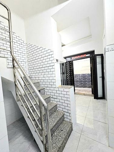 Nhà 1 trệt, 1lầu, Hẻm 372 Tùng Thiện Vương, P13, Q8. N2,8m/NH x D9,22m
