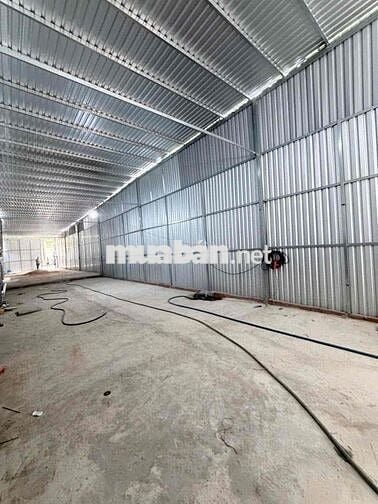 Cho thuê kho 5,5x33—182m2 Trần cao, trống suốt thông thoáng