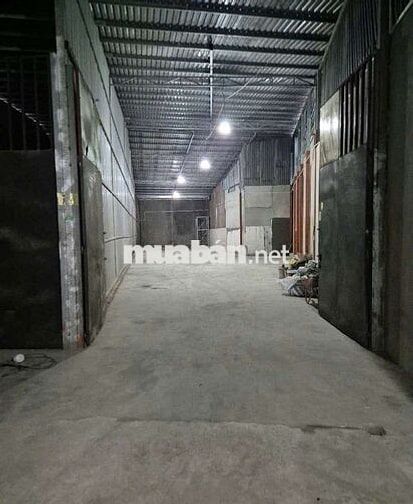 180m2. kho xưởng chứa hàng. Q12