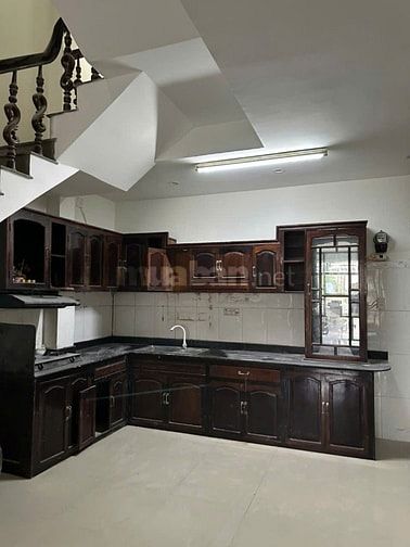 BÁN NHÀ NGHỈ 3T MT DƯƠNG VĂN NGA-SƠN TRÀ ĐANG KHAI THÁC DÒNG TI.ỀN TỐT