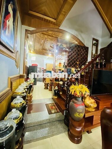 🔥 SIÊU PHẨM 5 TẦNG FULL GỖ LIM – SÁT MT LÊ VĂN KHƯƠNG – VIEW CÔNG VIÊN