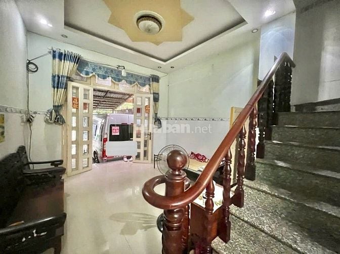 Bán nhà mặt tiền đường gần chợ Cây Xoài dt 62m
