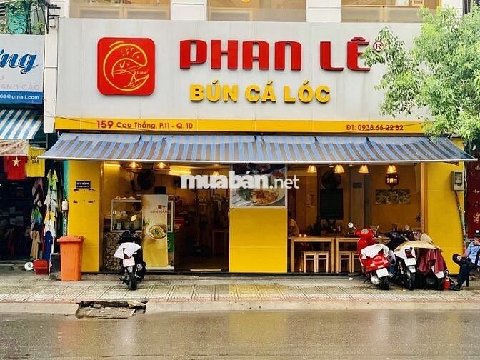 Tuyển 5 nhân viên bán bún tại Q10