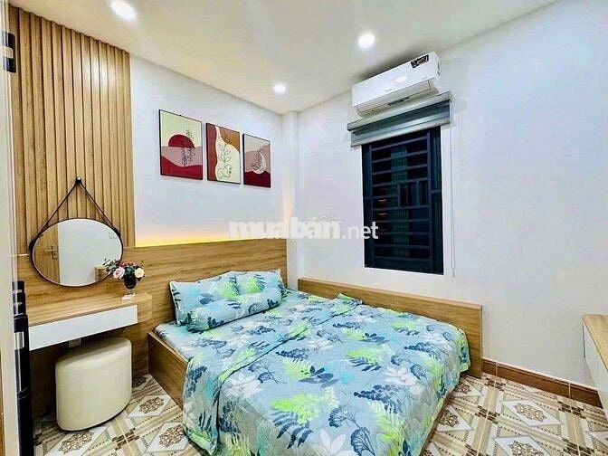 Bán nhà Nguyễn Văn Khối . Ngang 7,2 xe hơi ngủ trong nhà . 