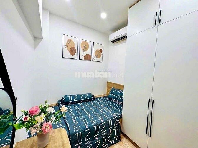 Bán nhà Nguyễn Văn Khối . Ngang 7,2 xe hơi ngủ trong nhà . 