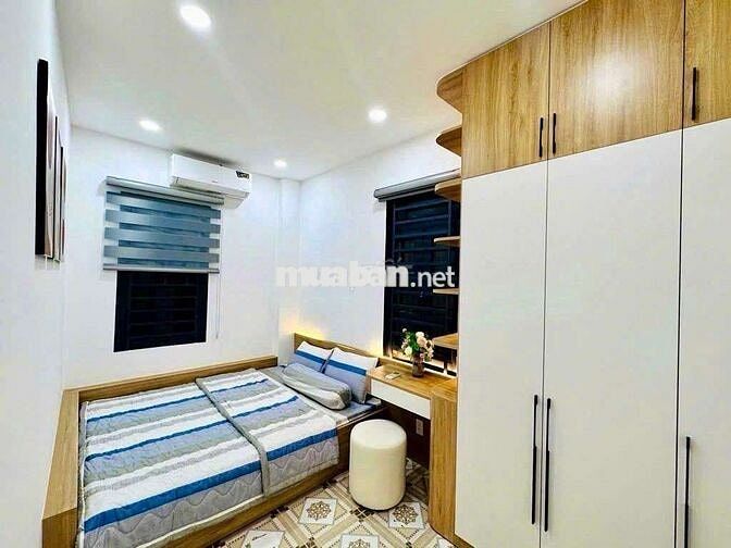 Bán nhà Nguyễn Văn Khối . Ngang 7,2 xe hơi ngủ trong nhà . 