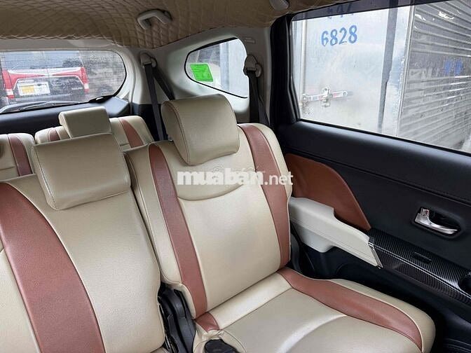 Toyota Rush 2020 Trắng 7 chỗ