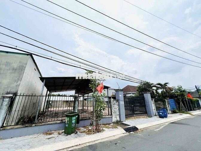 Đất Mặt Tiền Nhựa Tân Phú Trung Củ Chi 360m2 880 triệu
