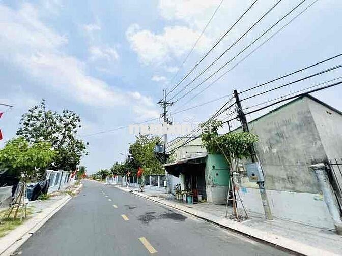 Đất Mặt Tiền Nhựa Tân Phú Trung Củ Chi 360m2 880 triệu