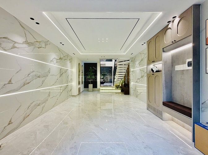 Nhà CÓ THANG MÁY 450kg GARA Ô TÔ, ĐƯỜNG Ô TÔ XE TẢI. KHU CAO CẤP VIP