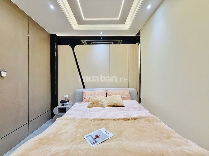 Nhà CÓ THANG MÁY 450kg GARA Ô TÔ, ĐƯỜNG Ô TÔ XE TẢI. KHU CAO CẤP VIP