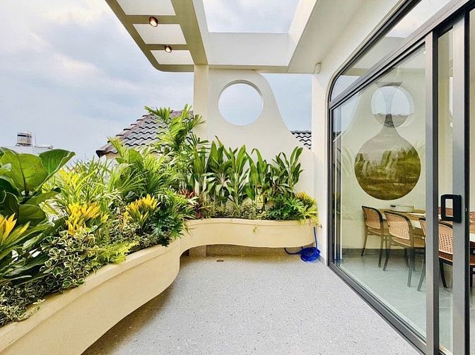 Nhà CÓ THANG MÁY 450kg GARA Ô TÔ, ĐƯỜNG Ô TÔ XE TẢI. KHU CAO CẤP VIP
