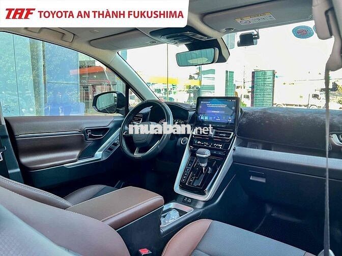 Bán INNOVA CROSS HYBRID 2023 LƯỚT 29.000KM