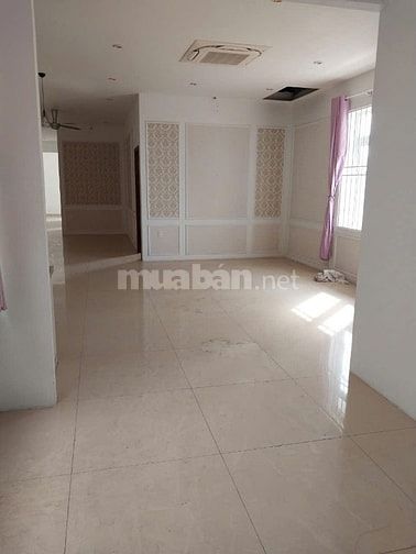 BÁN NHÀ MẶT TIỀN KHU TRUNG TÂM HÀNH CHÍNH DĨ AN