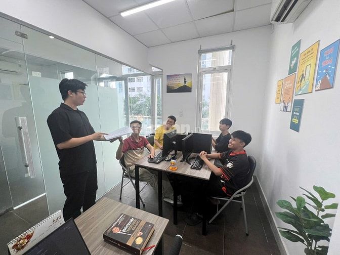 VĂN PHÒNG CÓ BAN CÔNG THÔNG THOÁNG SẴN 05 BÀN GHẾ TRỌN GÓI 4,5 TRIỆU