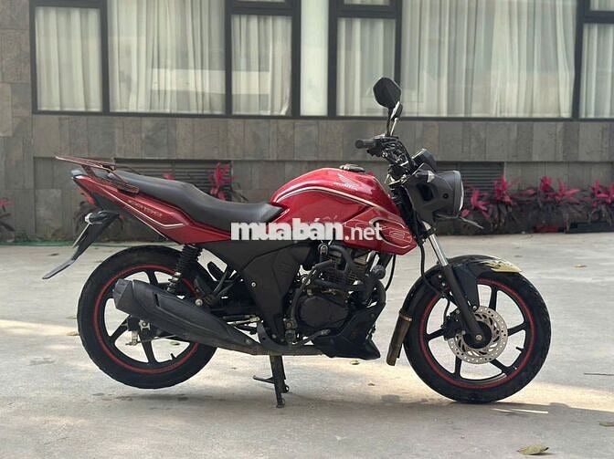 Honda CB150 Verza