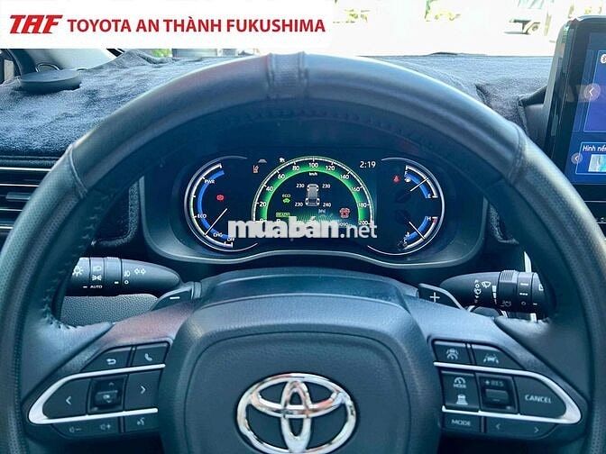 Bán INNOVA CROSS HYBRID 2023 LƯỚT 29.000KM