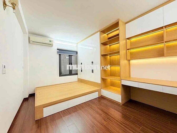 Hiếm Phố Quan Nhân, nhà đẹp ở luôn, KD, oto đỗ cửa, 30m*5 tầng