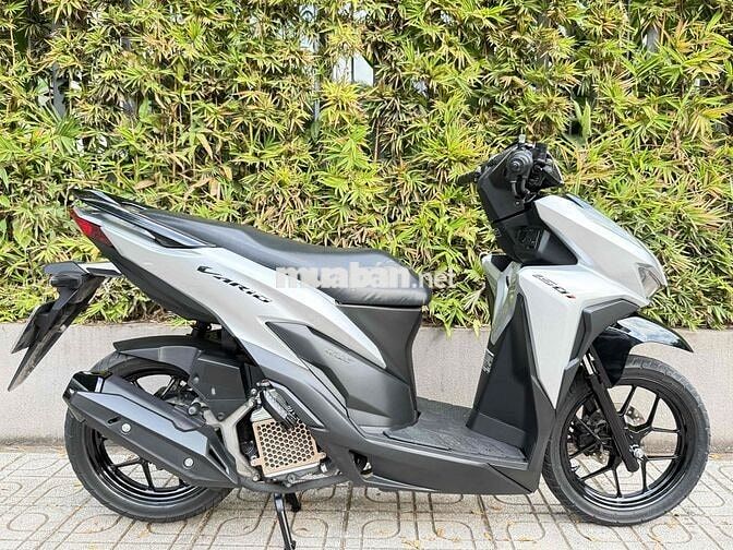 Vario 125 Bạc Smartkey trả trước 15t nhận xe