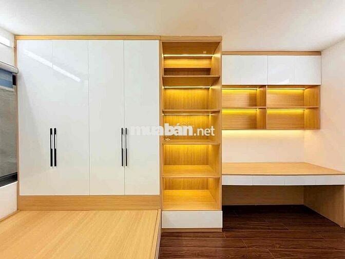 102 Phố Chính Kinh, nhà đẹp ở luôn, KD ngày đêm, oto đỗ cửa, 32m*5 tầ