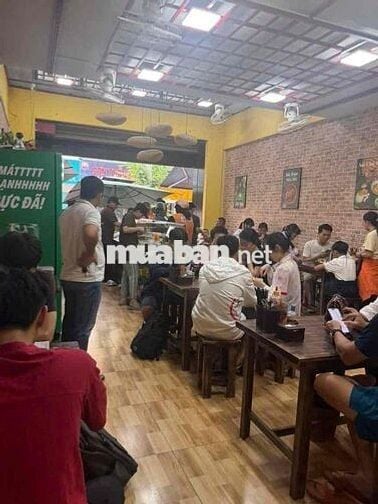 TUYỂN PHỤ BẾP LƯƠNG CAO BAO ĂN Ở TẠI QUÁN