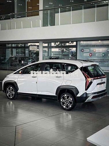 Hyundai Stargazer X 2025 xe mới 100% bao ra tên