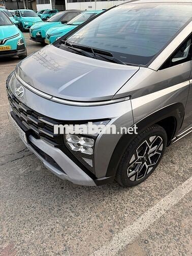 Hyundai Stargazer 2024 Cao cấp Bạc